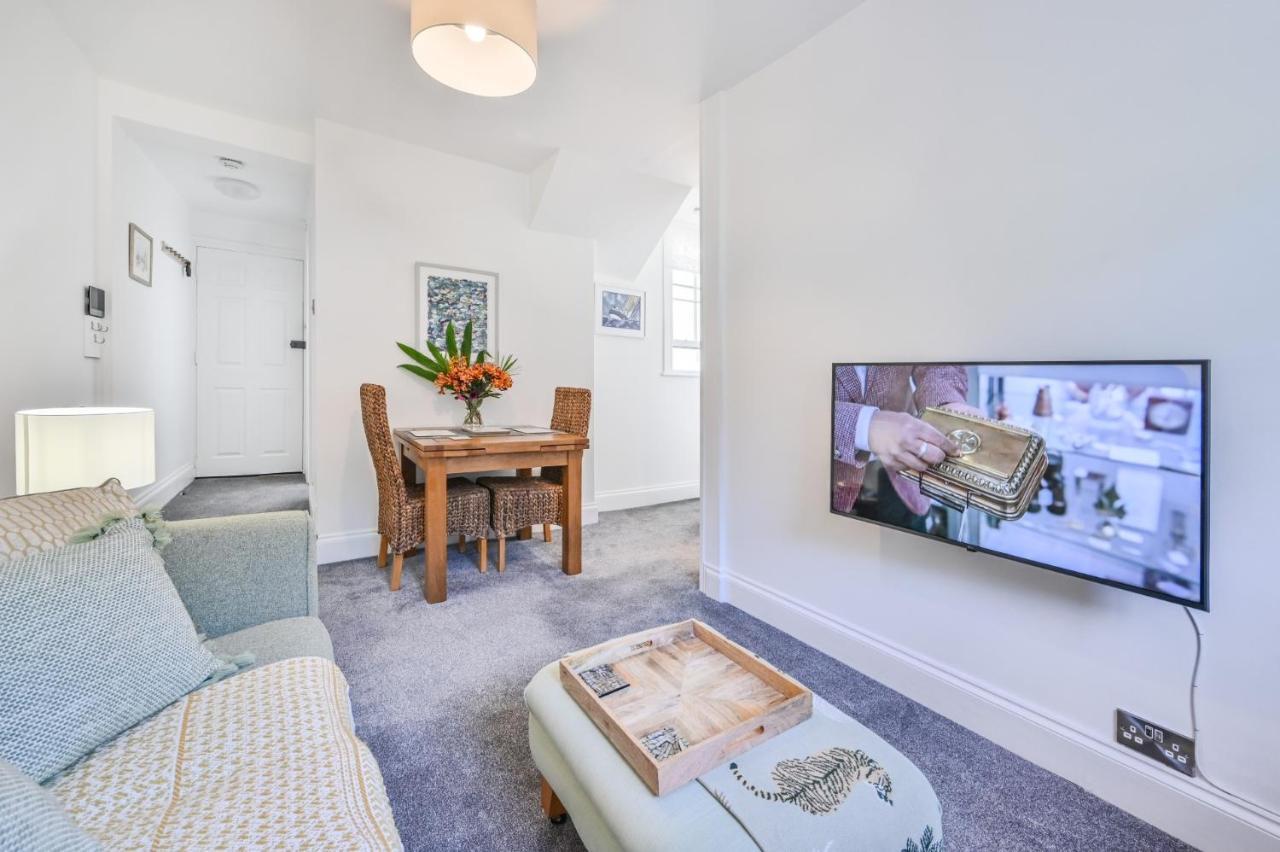 Tramontane Apartment At Hesketh Crescent Torquay Eksteriør bilde