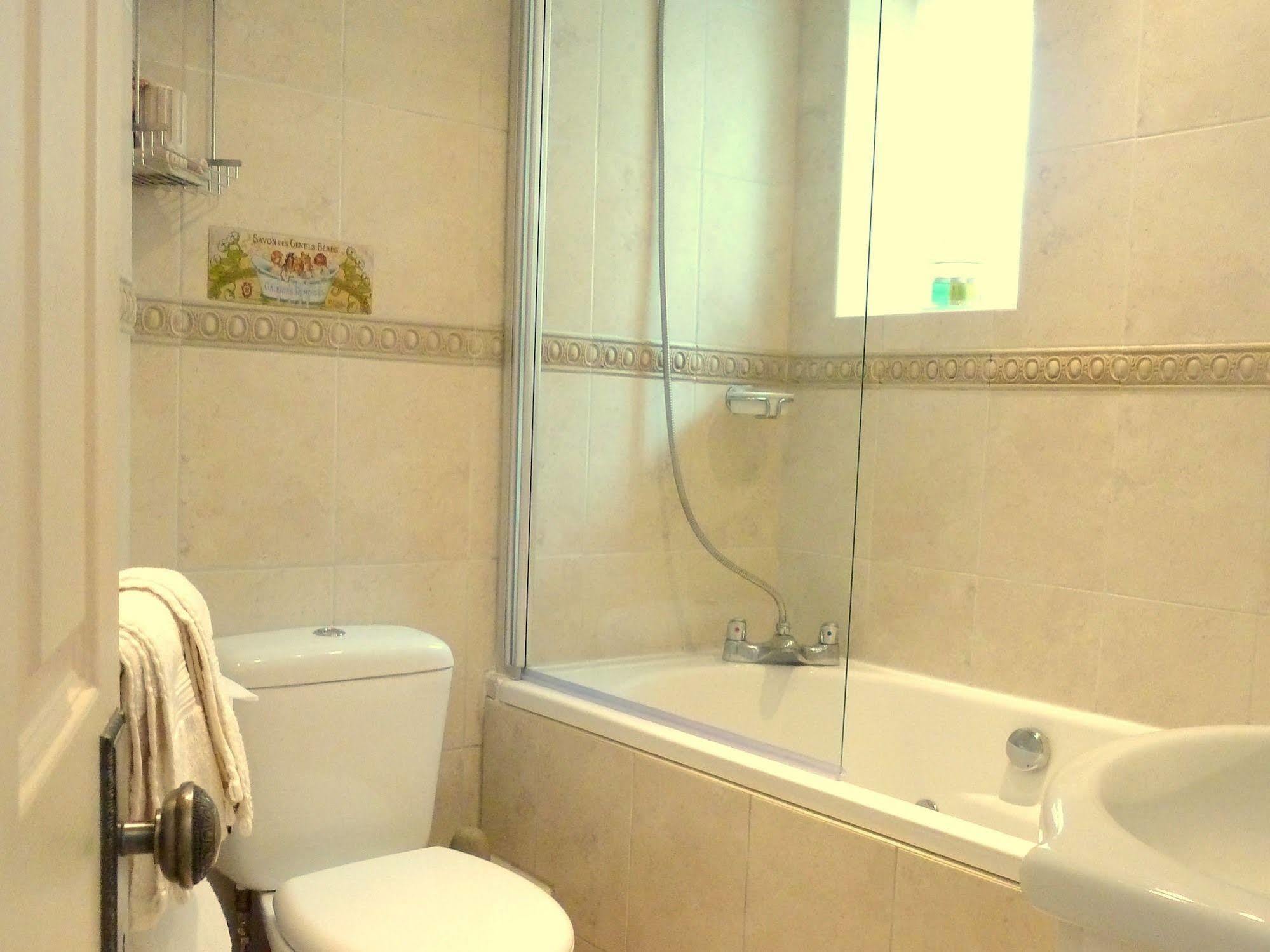 Tramontane Apartment At Hesketh Crescent Torquay Eksteriør bilde